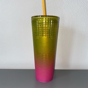 NWT Starbucks Strawberry Lemonade Grid 24oz Venti Tumbler Yellow Pink